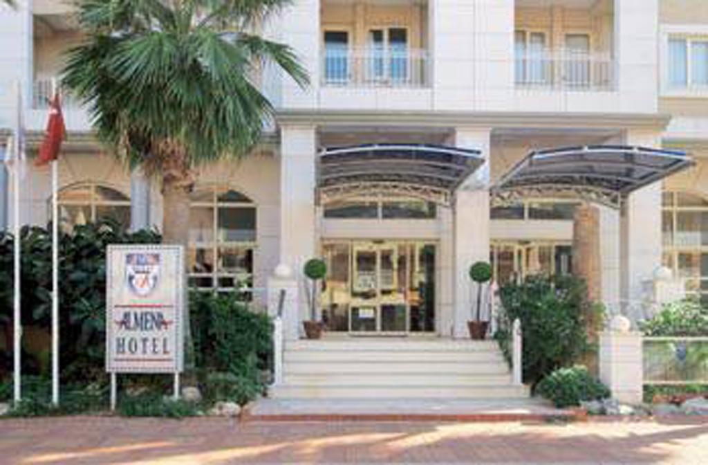 Almena Hotel